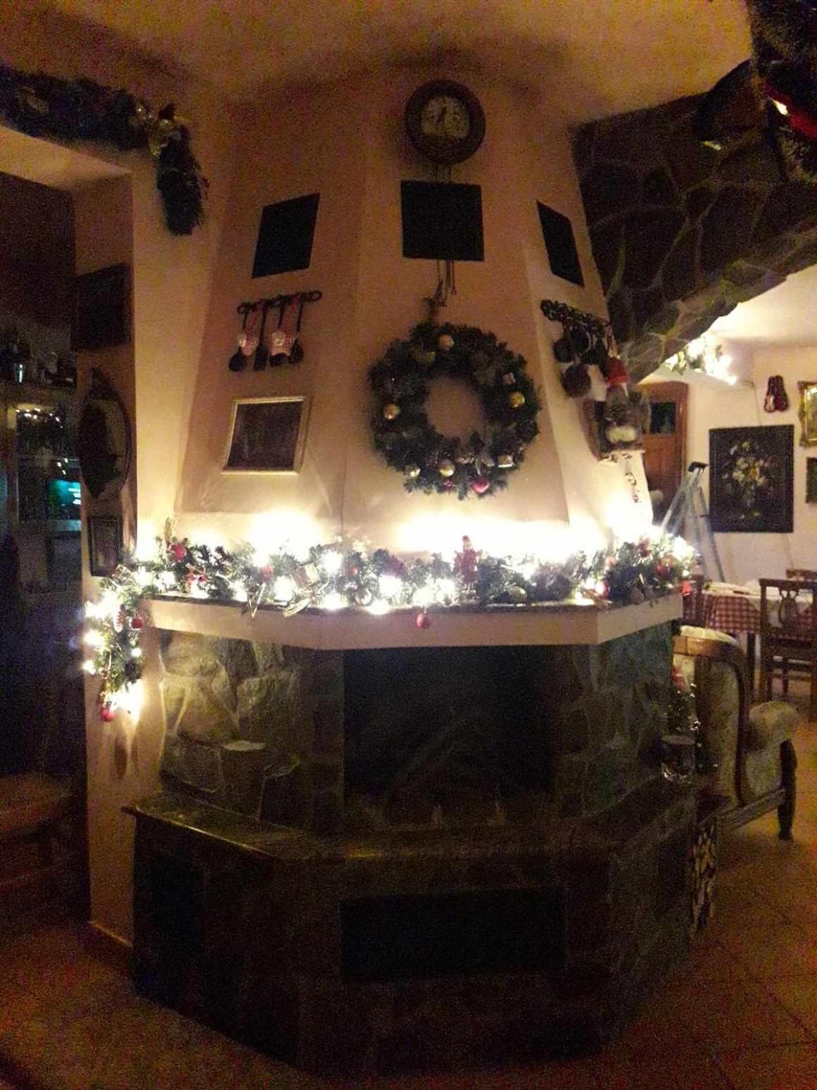 Panzio Anett Bed & Breakfast Pietroasa  Bagian luar foto