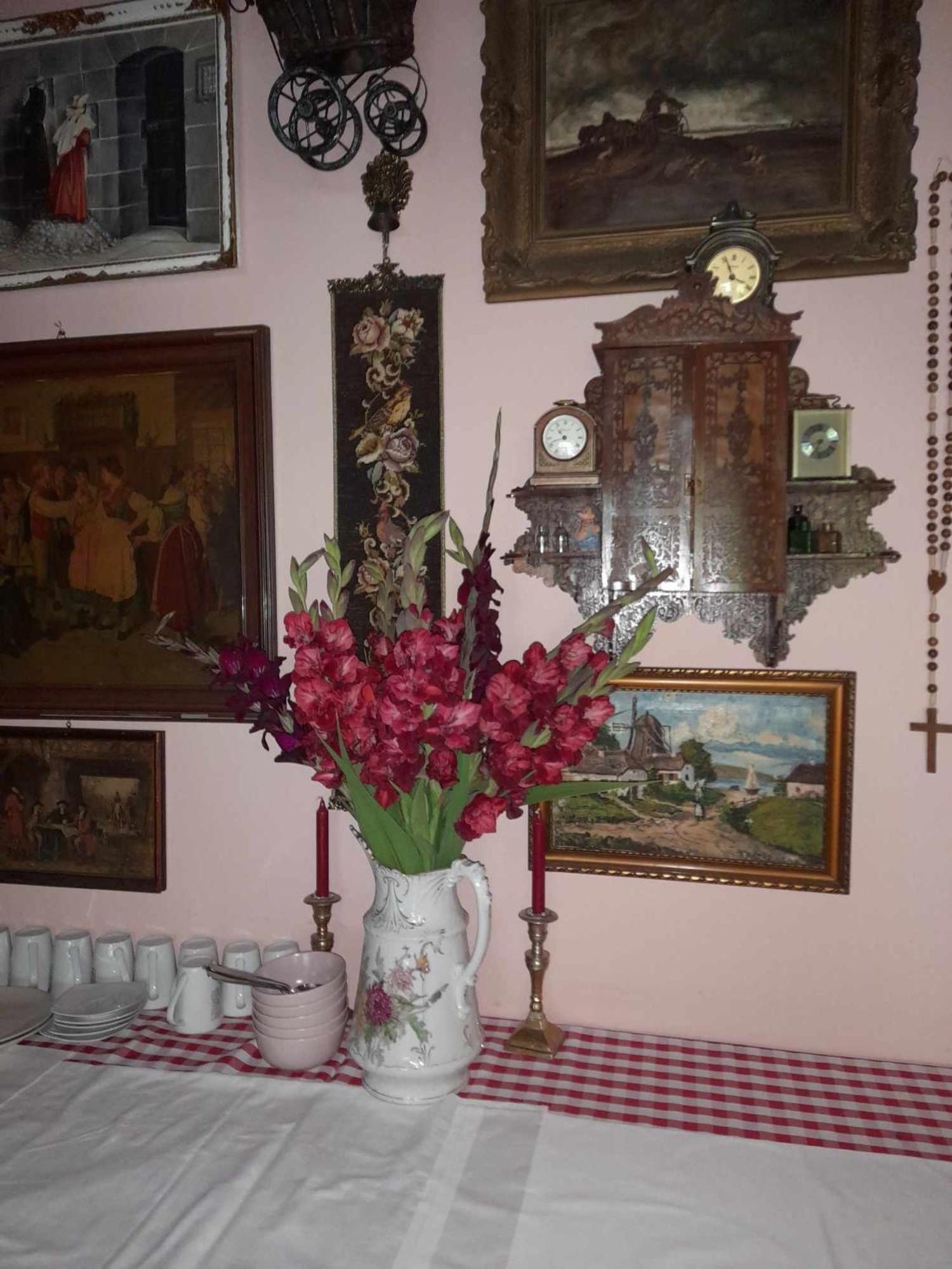 Panzio Anett Bed & Breakfast Pietroasa  Bagian luar foto